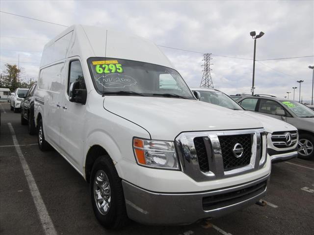 2017 Nissan NV 3500 HD SL
