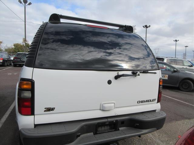 2004 Chevrolet Tahoe Base
