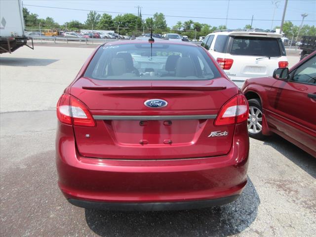 2013 Ford Fiesta SE