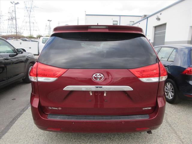 2014 Toyota Sienna Limited 7-Passenger