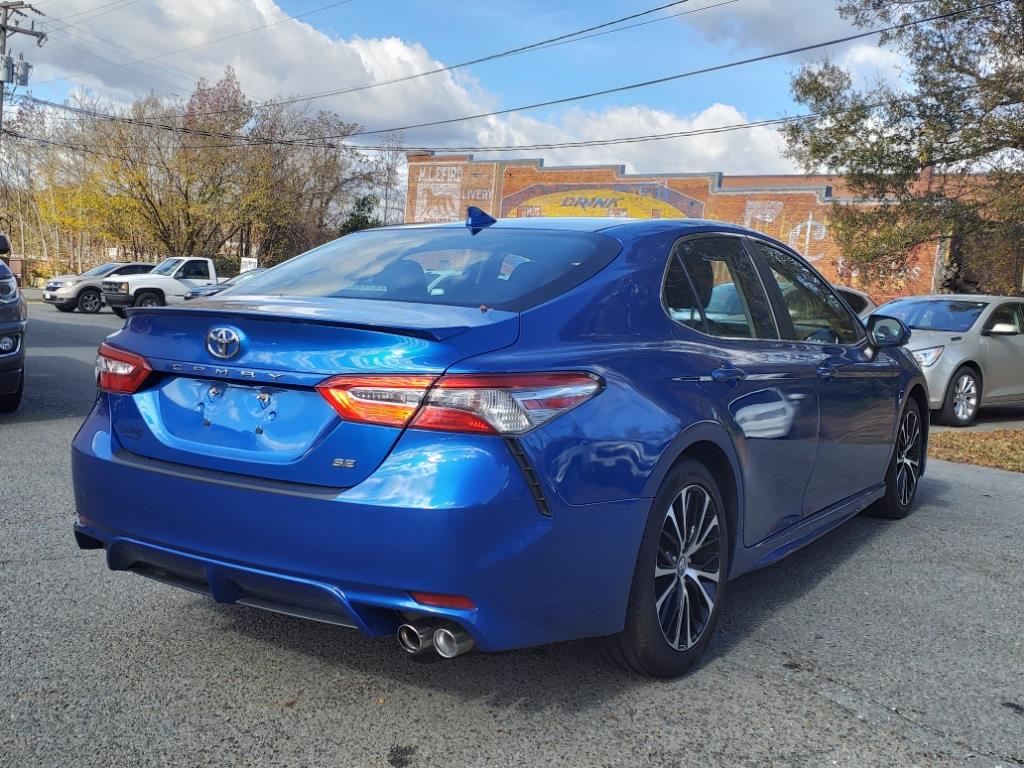 2019 Toyota Camry SE
