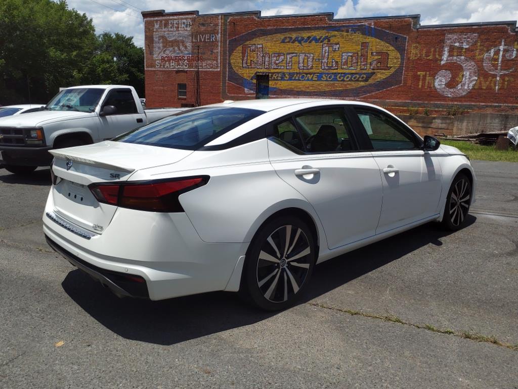 2021 Nissan Altima 2.5 SR
