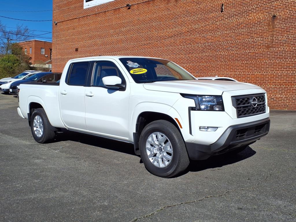 2023 Nissan Frontier SV