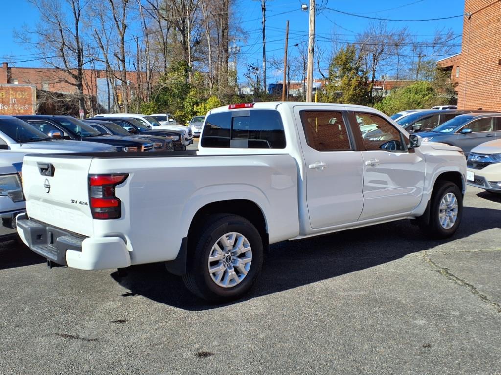 2023 Nissan Frontier SV