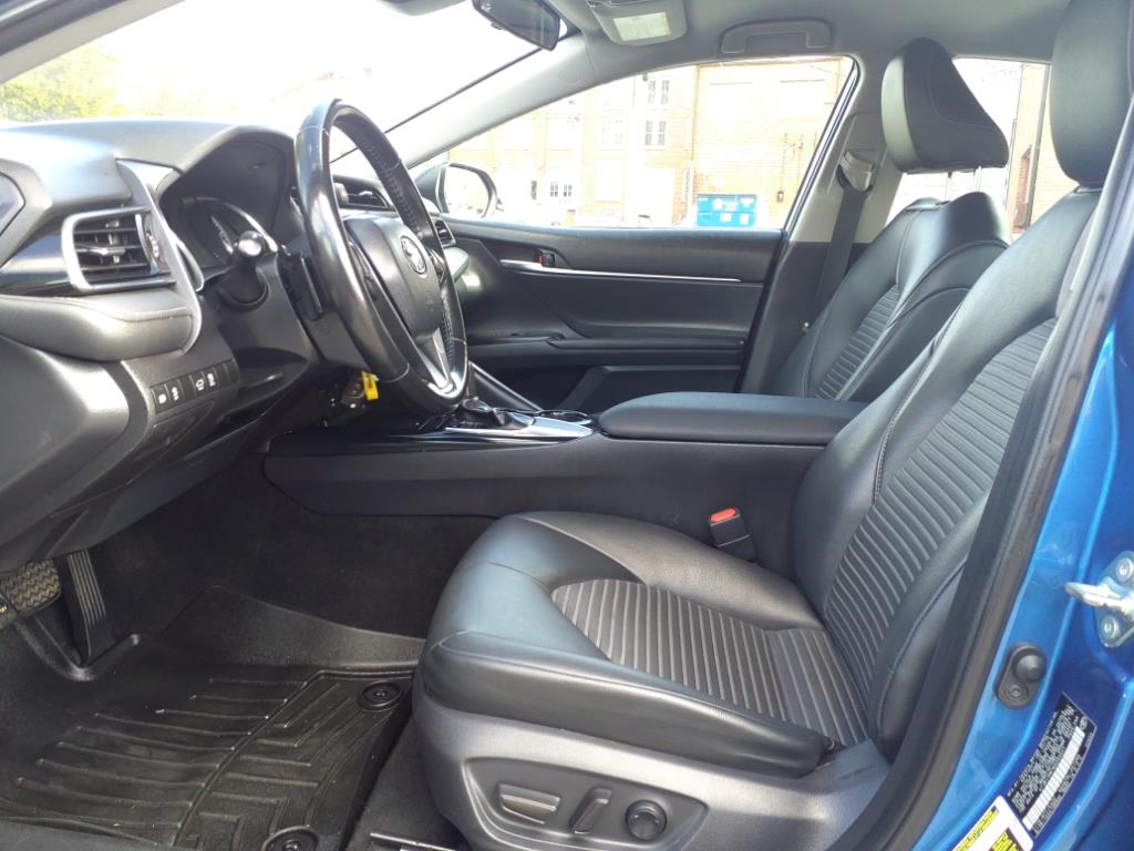 2019 Toyota Camry SE