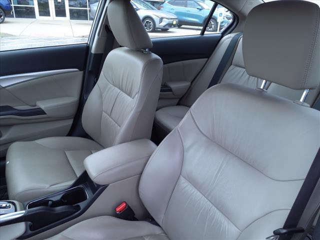 2014 Honda Civic Hybrid w/Leather