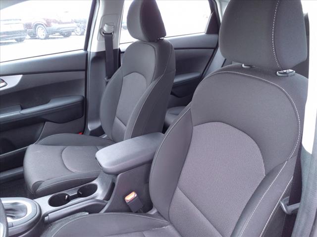 2023 Kia Forte LX