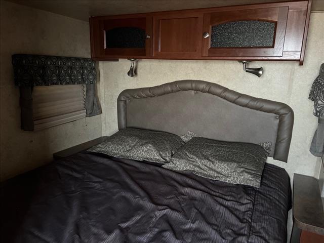 2015 Forest River V-LIGHT 30WFKS 