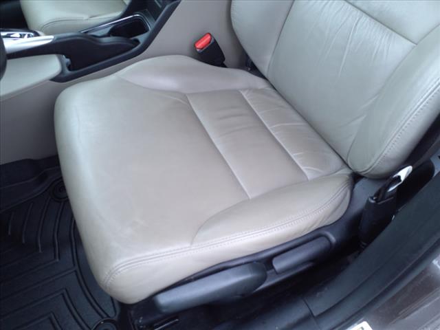 2014 Honda Civic Hybrid w/Leather