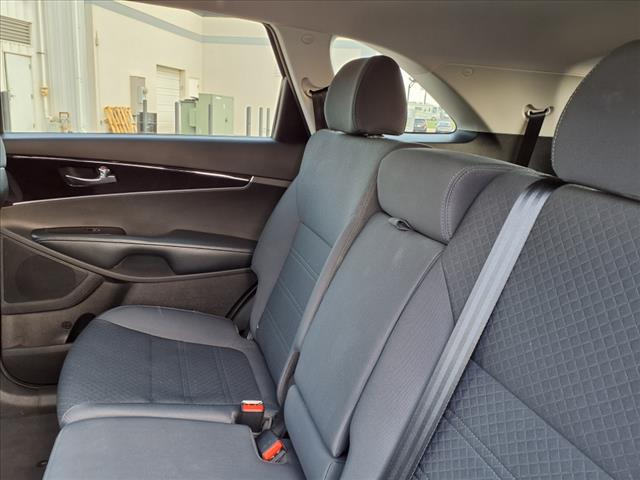 2017 Kia Sorento LX V6