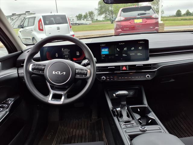 2025 Kia K5 LXS