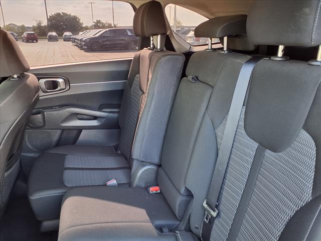 2021 Kia Sorento LX