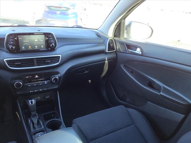 2021 Hyundai TUCSON SE