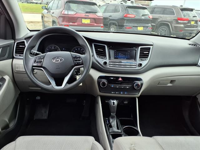2016 Hyundai TUCSON SE