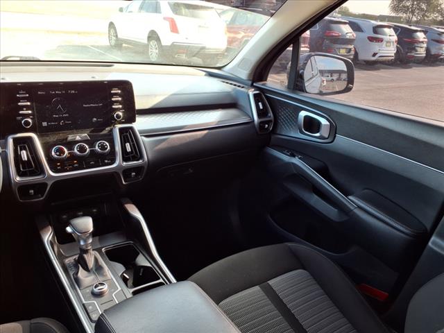 2021 Kia Sorento LX