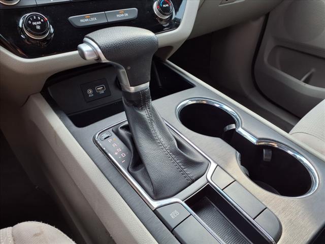 2020 Kia Sedona LX