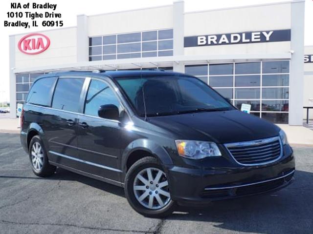 2015 Chrysler Town and Country LX