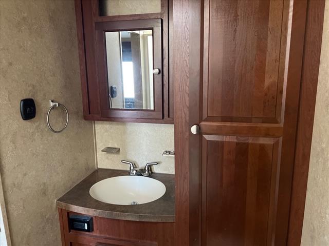2015 Forest River V-LIGHT 30WFKS 