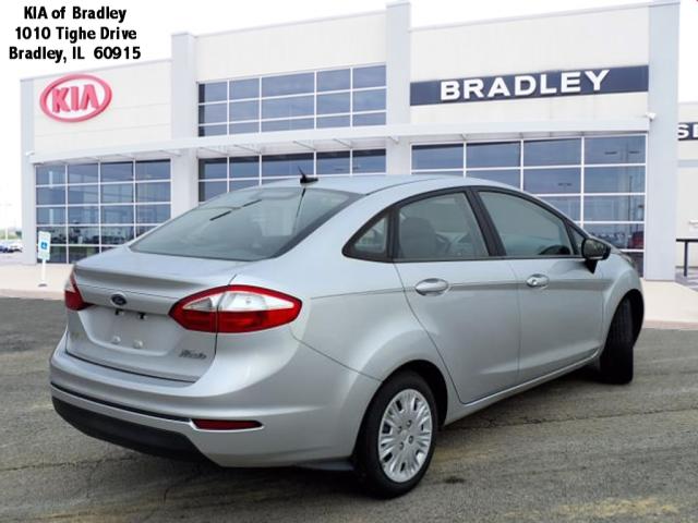 2015 Ford Fiesta S