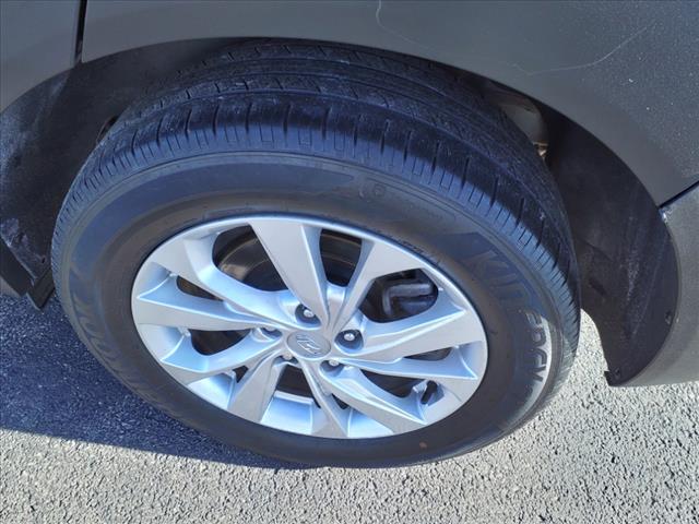 2021 Hyundai TUCSON SE