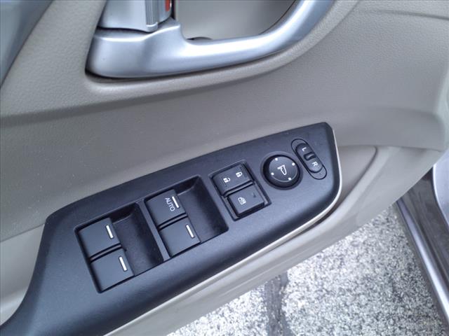 2014 Honda Civic Hybrid w/Leather