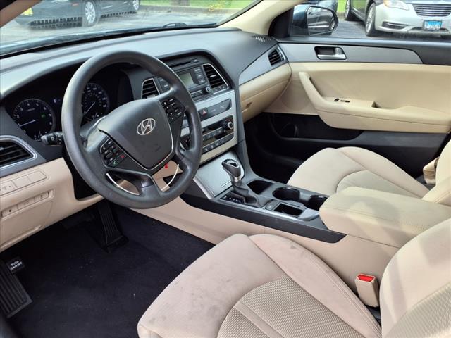 2017 Hyundai SONATA SE