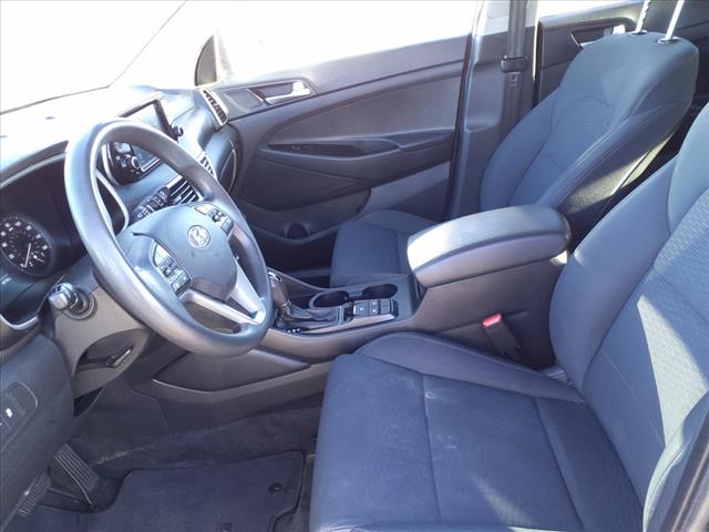 2021 Hyundai TUCSON SE