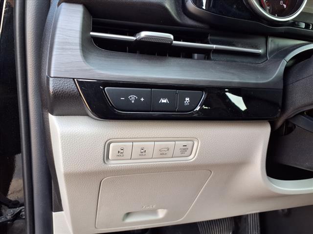 2023 Kia Carnival EX