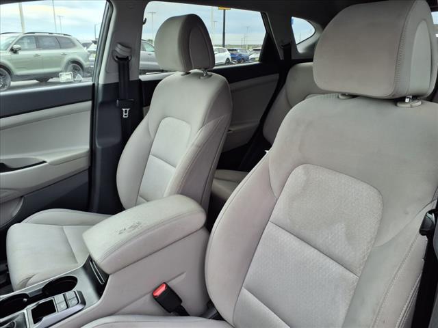 2016 Hyundai TUCSON SE