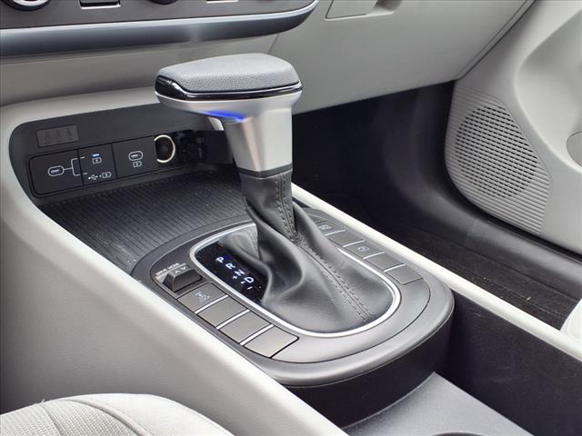 2024 Hyundai KONA SE