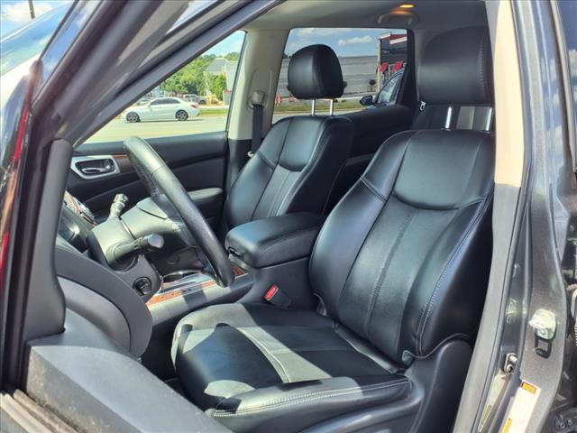2018 Nissan Pathfinder Platinum