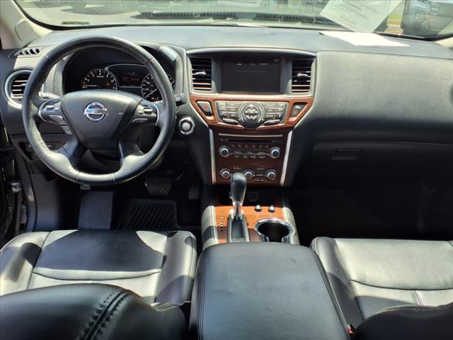 2018 Nissan Pathfinder Platinum