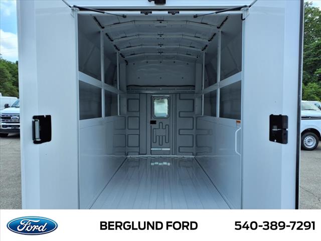 2024 Ford Transit 350 - Photo 10