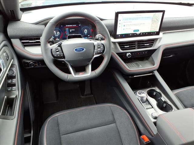 2025 Ford Explorer ST - Photo 10