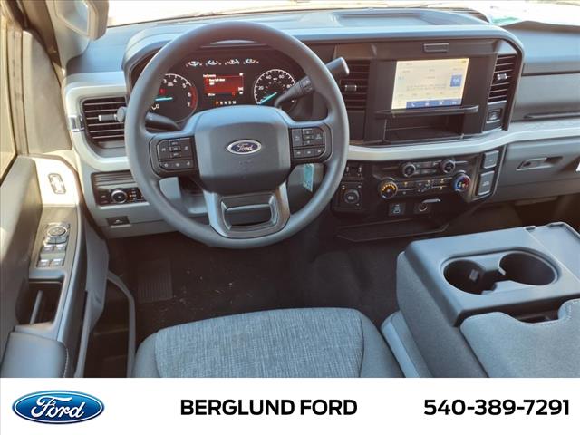 2025 Ford F-250 Super Duty XLT - Photo 10