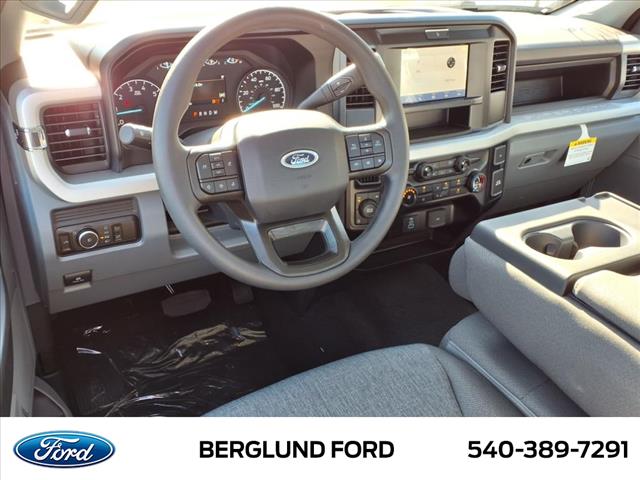 2025 Ford F-350 Super Duty XL - Photo 10
