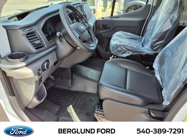 2025 Ford Transit Base - Photo 10