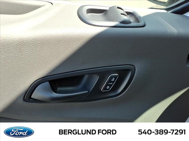 2024 Ford Transit Base - Photo 10