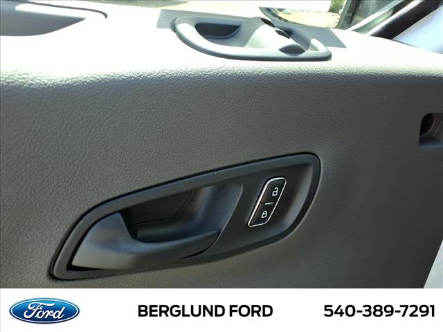 2025 Ford Transit Base - Photo 10