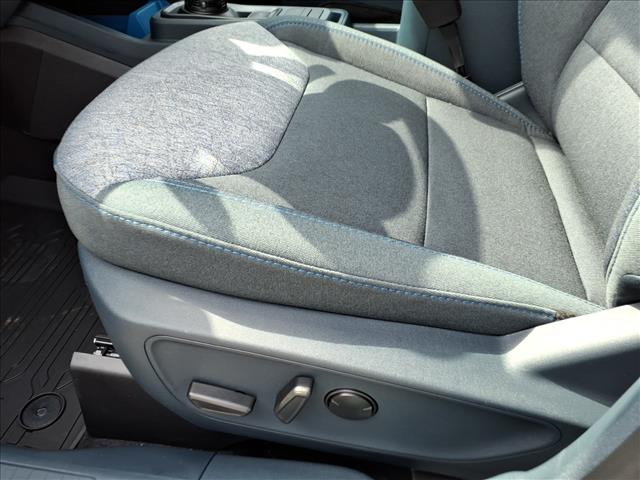 2025 Ford Maverick XLT - Photo 10