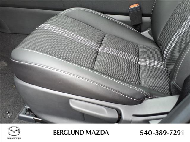 2025 Mazda CX-50 2.5 S Select Package - Photo 10