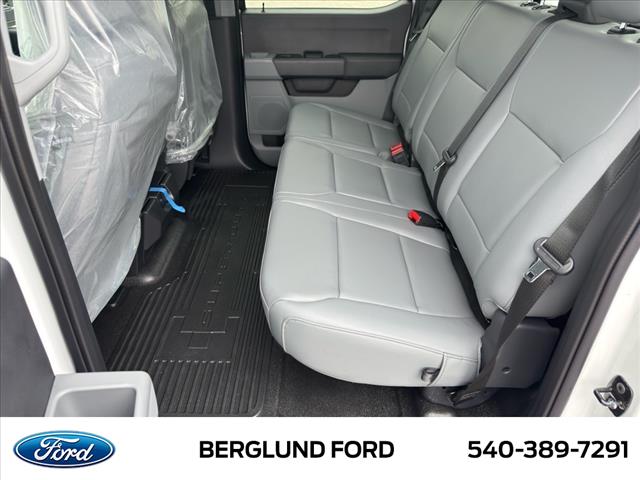 2025 Ford F-350 Super Duty XL - Photo 11