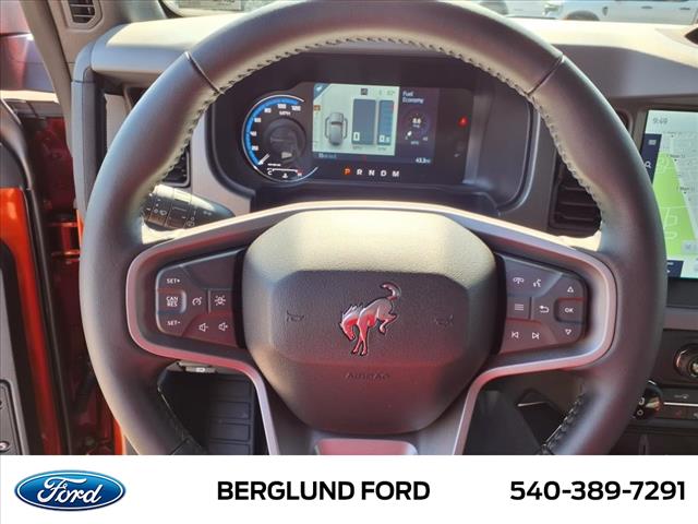 2024 Ford Bronco Black Diamond - Photo 11