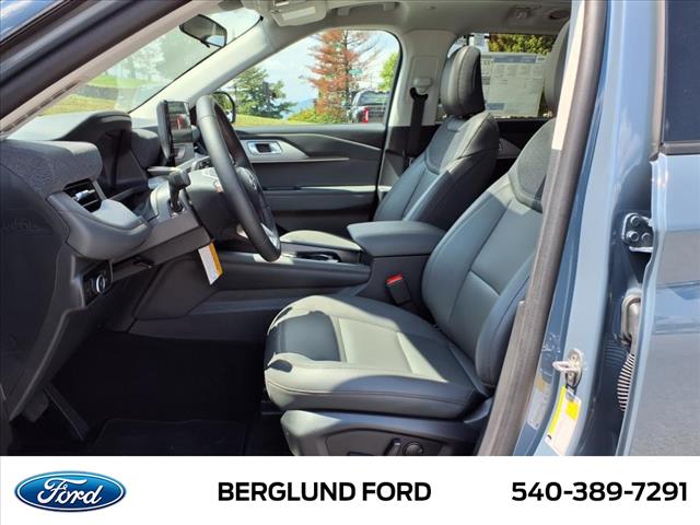 2025 Ford Explorer Active - Photo 11