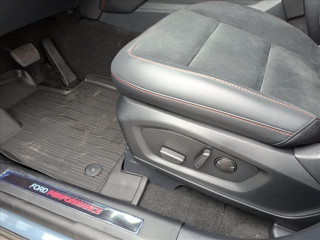2025 Ford Explorer ST - Photo 11
