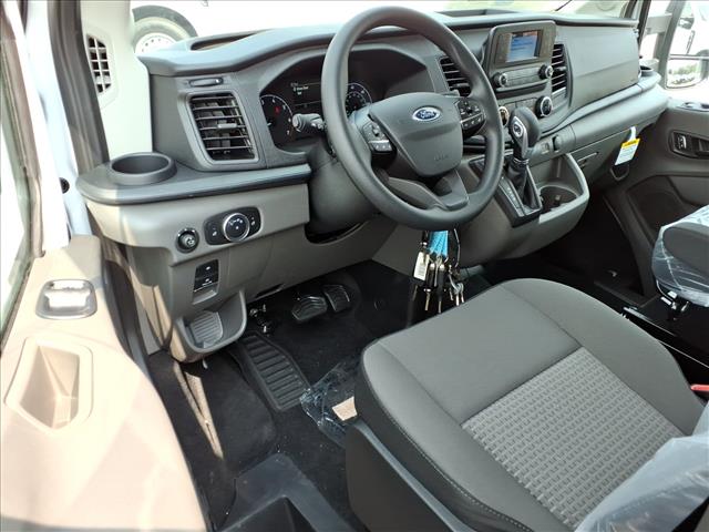 2025 Ford Transit Base - Photo 11