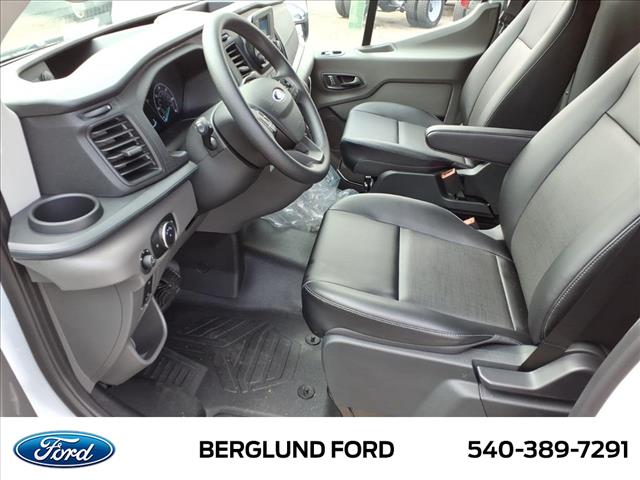 2024 Ford Transit Base - Photo 11
