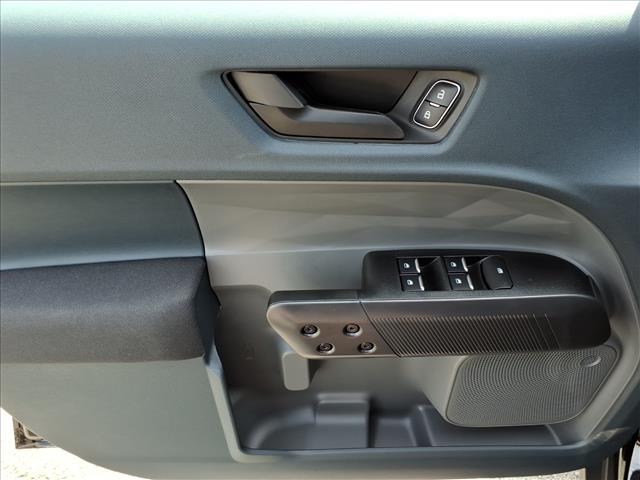 2025 Ford Maverick XL - Photo 11