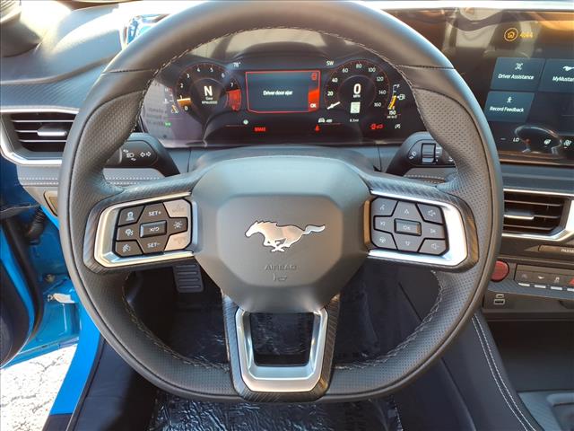 2025 Ford Mustang GT Premium - Photo 12