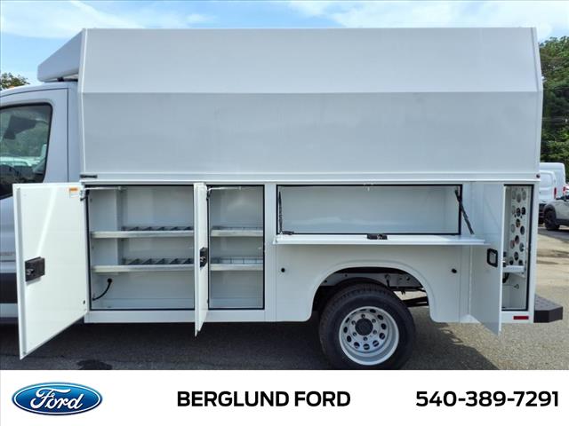 2024 Ford Transit 350 HD - Photo 12
